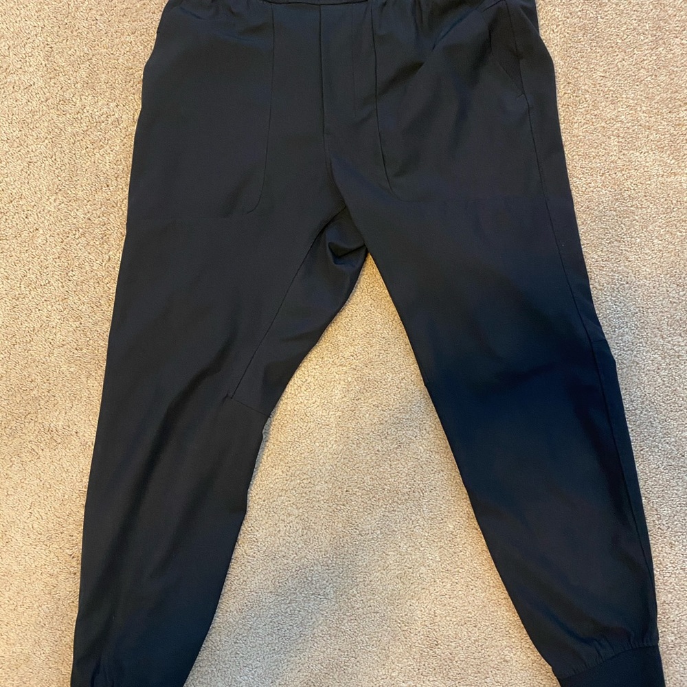 Lululemon ABC Jogger Shorter 28” Blk